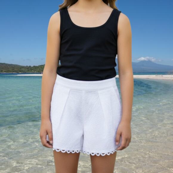 NWT Simplee Shorts Junior LARGE High Waist White Cotton Lined Crochet Hem Summer - Picture 1 of 12